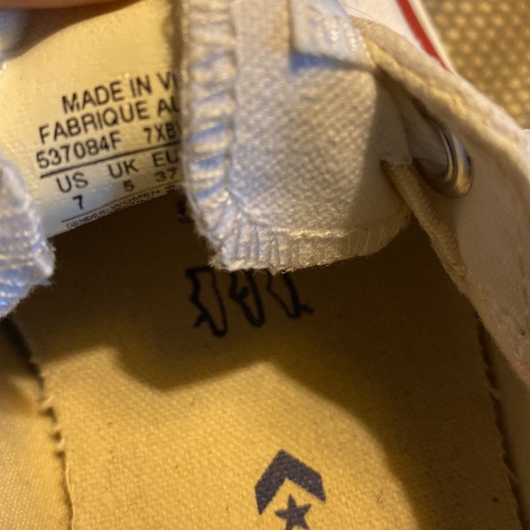 White Converse All Star Chucks-7 - Picture 13 of 14